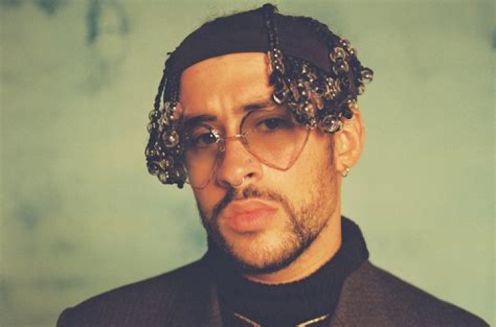 Bad Bunny Altura: Unpacking the Star's Stature and Presence