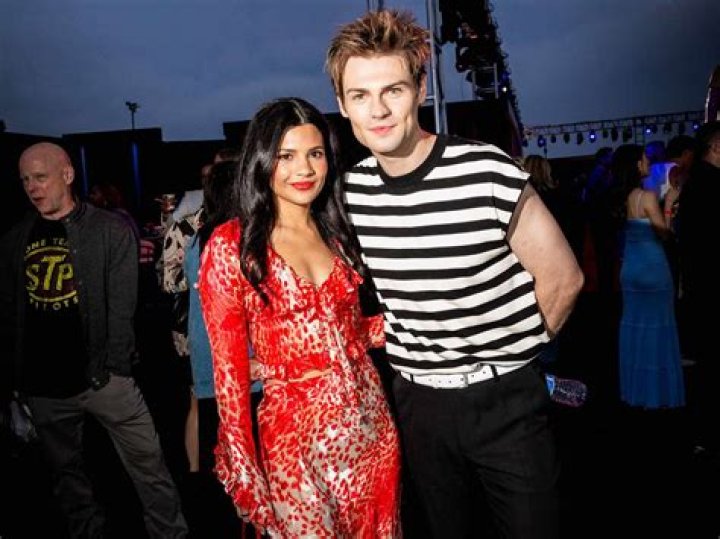 Beyond the Search for 'Noah Lalonde Couple': Exploring Timeless Partnership in the Story of Noah