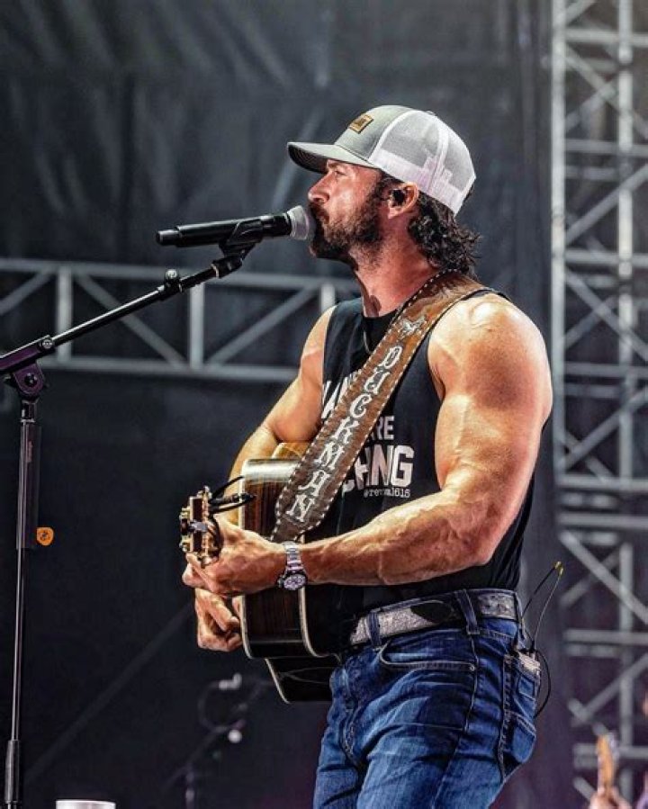 Discover Riley Green: Music, Tours, and the Heart of Country